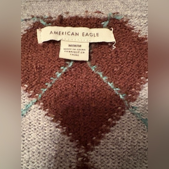 American Eagle Outfitters Gray and Brown Argyle Crop Cardigan Size Medium - Picture 2 of 6